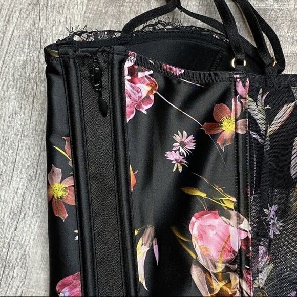 Victorias Secret Very Sexy Lightly Lined Black Floral Bra Bustier 32D NWT - Picture 8 of 11
